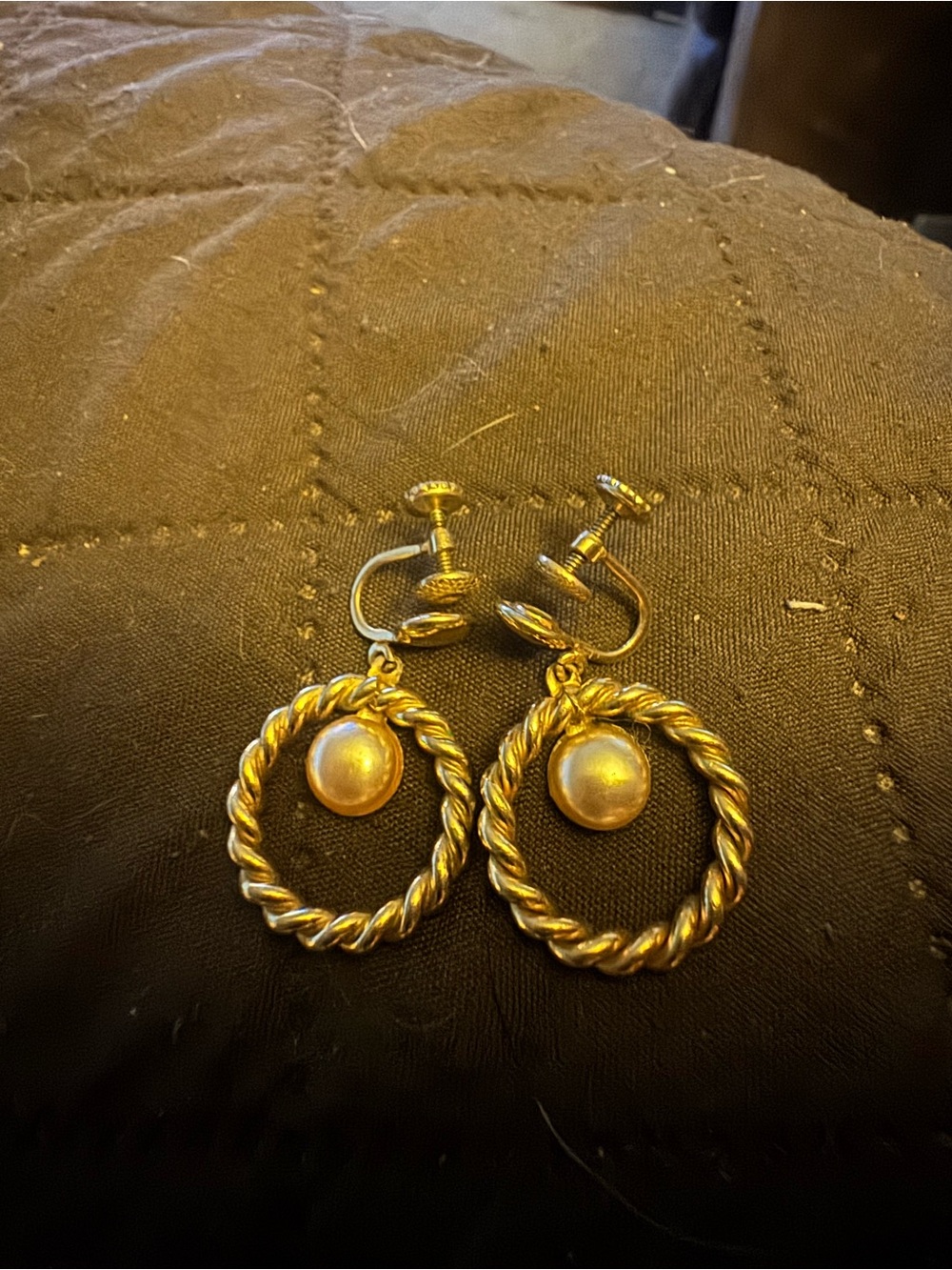 Gold-Tone Rope Hoop Clip-On Earrings with Pearl Accent